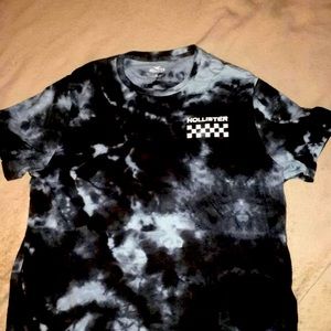 Hollister tie dye shirt. Size: XL